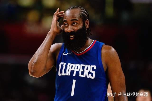 周琦20+12广东险胜首钢 曾凡博18分沃特斯27分