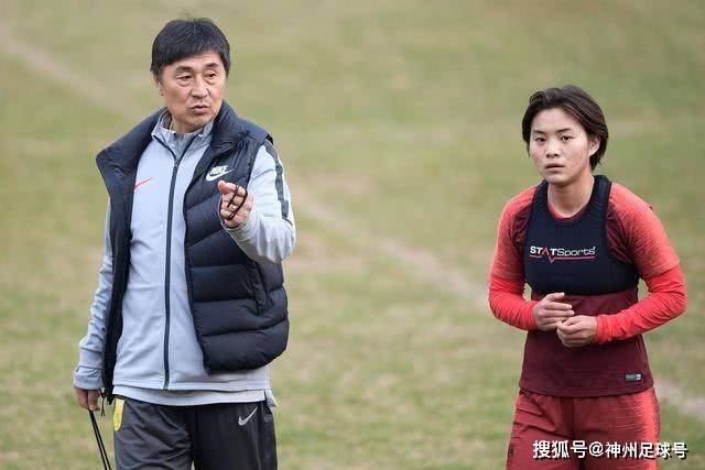 打入1球参与1球 福登获评曼城队内全场最佳