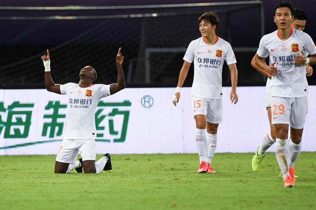 阿不都15分新疆胜青岛 郭艾伦27+12广州负山西